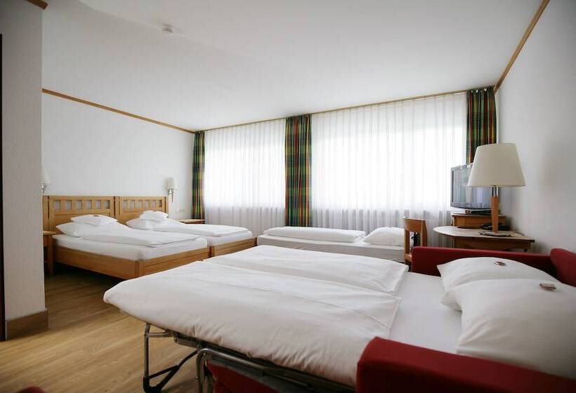 ファミリールーム, Badhotel Restaurant Stauferland