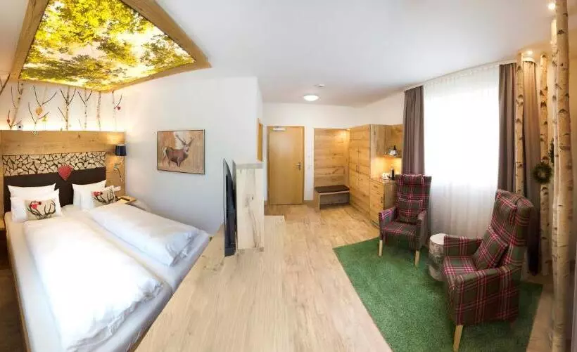 デラックスルーム, Das Waldhotel Genuss & Wellness Am Notschreipass