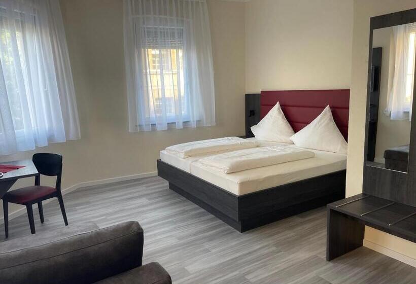 Standard-huone, König Humbert