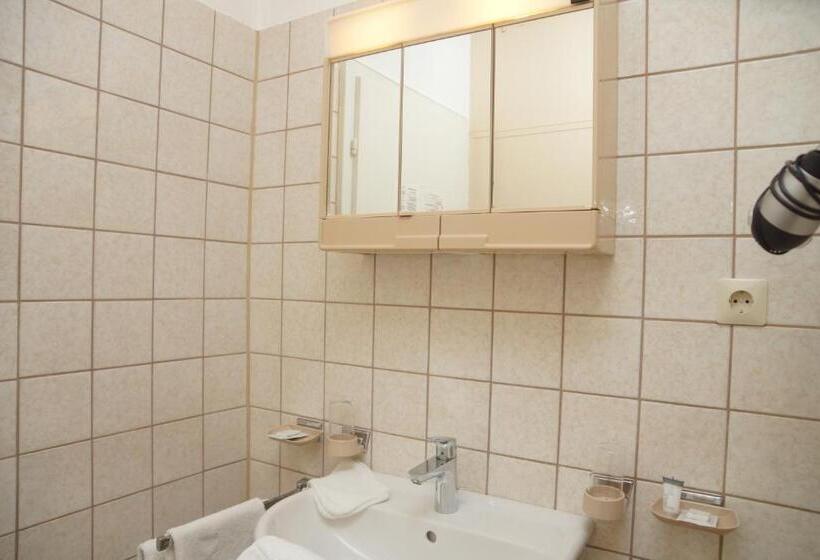 Quarto Economy, Haus Am Kurpark