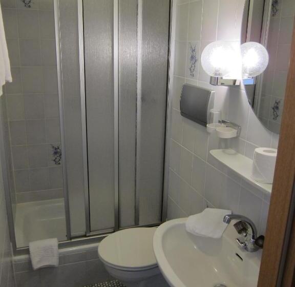 Quarto Superior com Sacada, Haus Am Kurpark