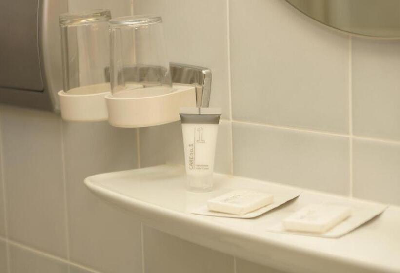 Quarto Superior com Sacada, Haus Am Kurpark