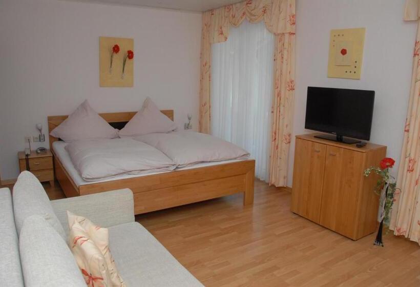 标准间带阳台, Haus Christa