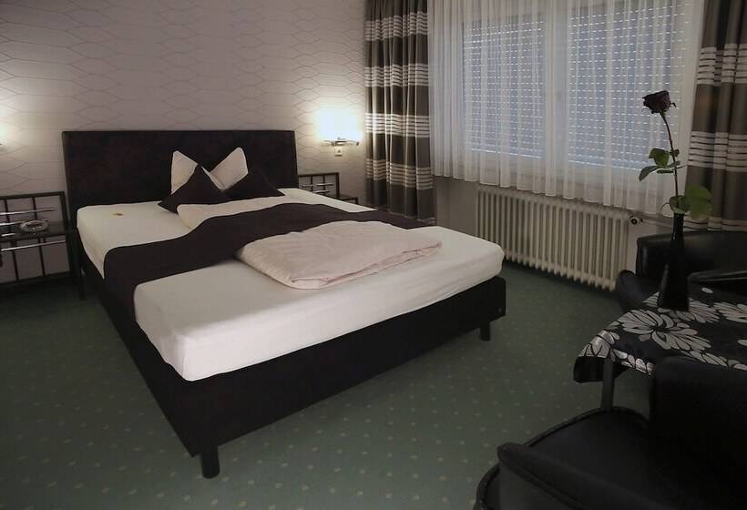 标准间, Haus Christa