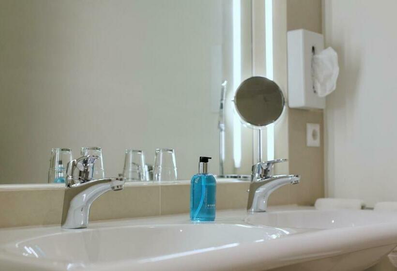 غرفة كومفورت, Hirschen