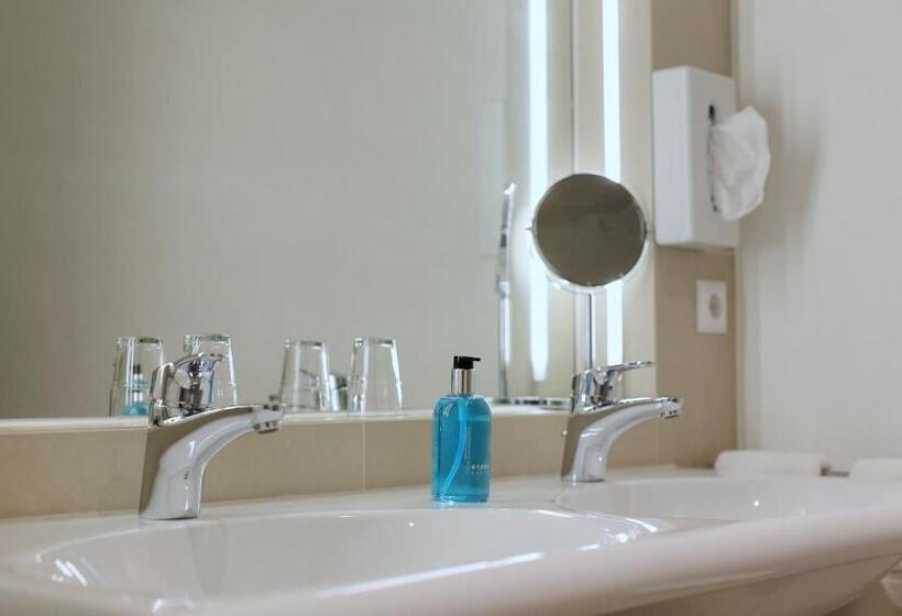 غرفة كومفورت فردية, Hirschen