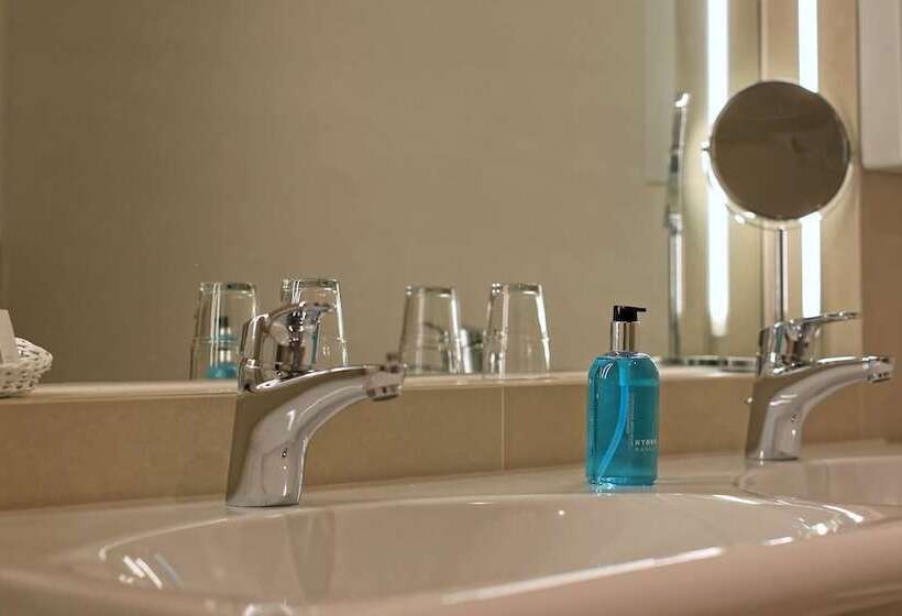 غرفة كومفورت فردية, Hirschen