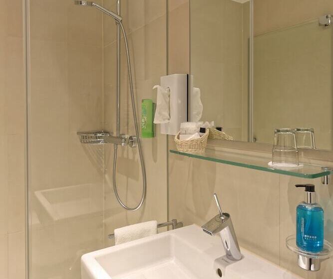 غرفة قياسية فردية, Hirschen