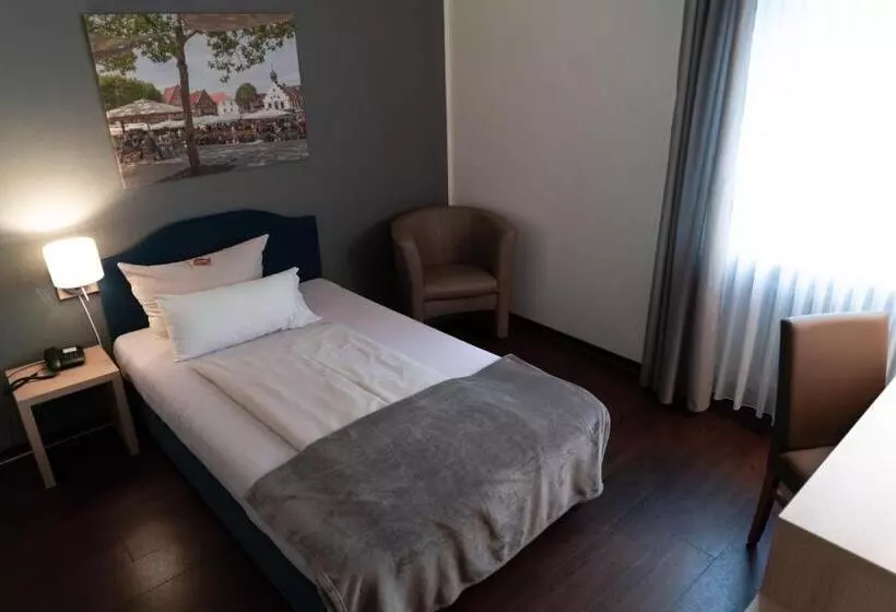 Standard Single Room, Restaurant Kolpinghaus