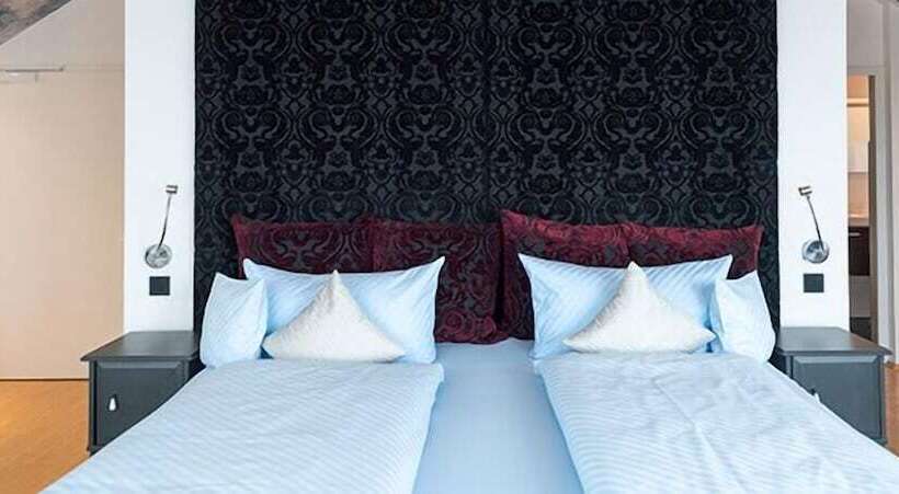 ジュニアスイート, Pension Vitalis