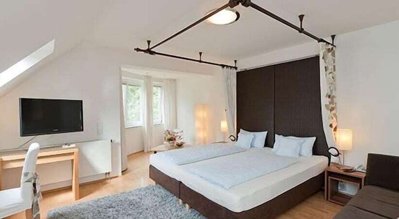 ジュニアスイート, Pension Vitalis