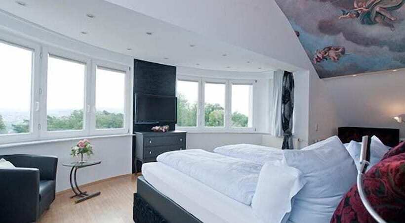 スイート, Pension Vitalis