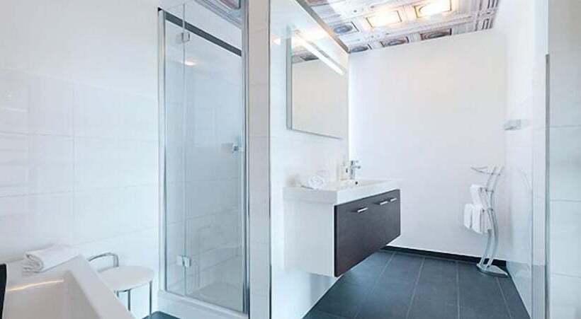 ジュニアスイート, Pension Vitalis