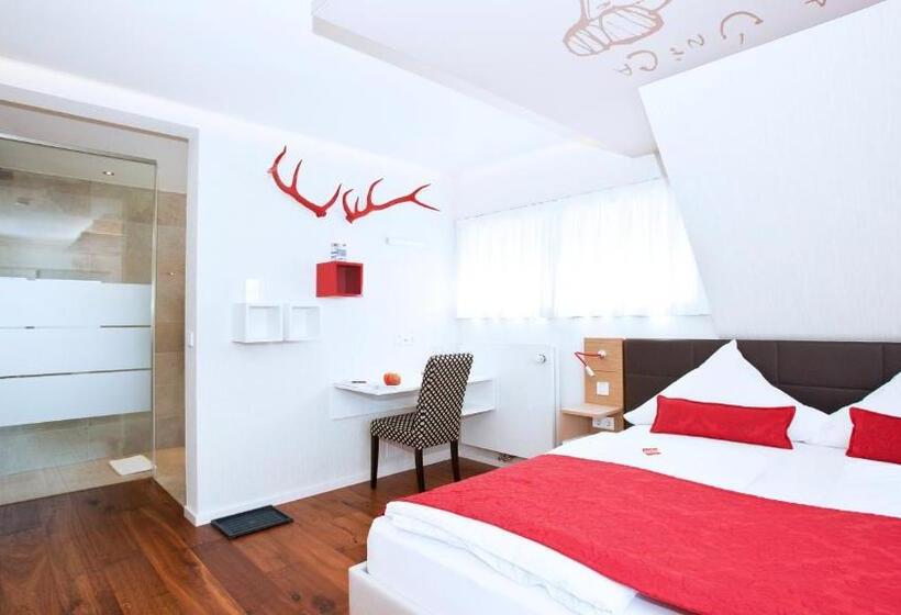 バルコニー付きスーペリアルーム, Restaurant Jaegersteig