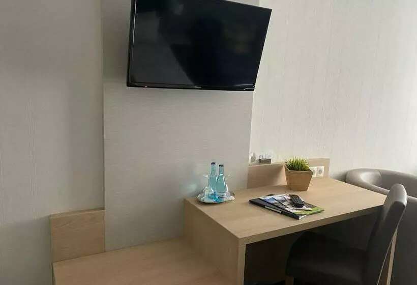 Standard Room, Restaurant Kolpinghaus
