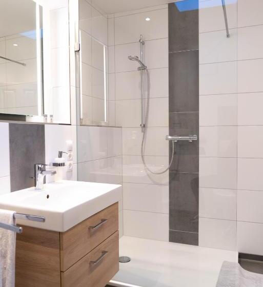 Апартаменты 1 Спальня с Террасой, Restaurant Kolpinghaus