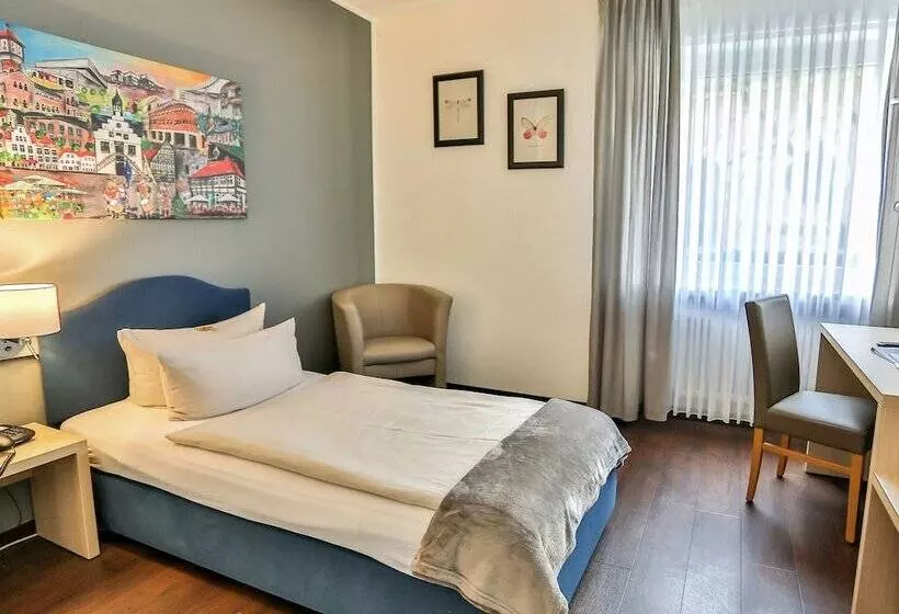 Standard Single Room, Restaurant Kolpinghaus