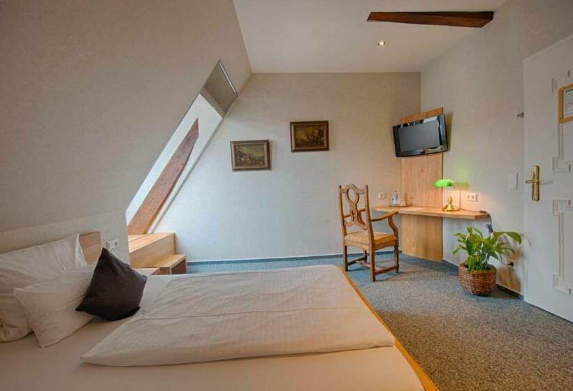 标准间, Stadtpalais