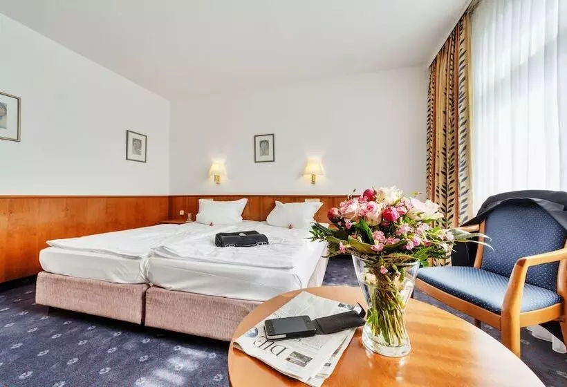 اتاق راحتی, Trans World Hotel Columbus