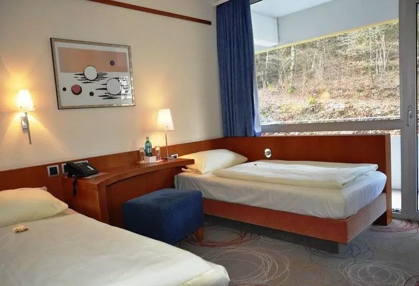 اتاق استاندارد با چشم‌انداز, Trip Inn Landhotel Badsoden Salmünster