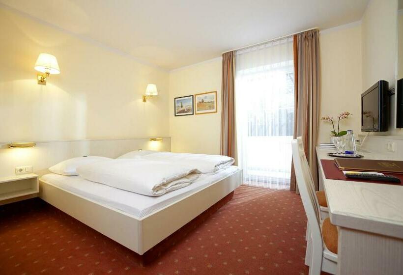 Номер Комфорт Индивидуальный, Landhotel Huberhof