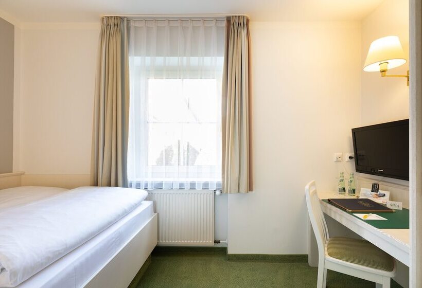 Номер Стандарт Индивидуальный, Landhotel Huberhof