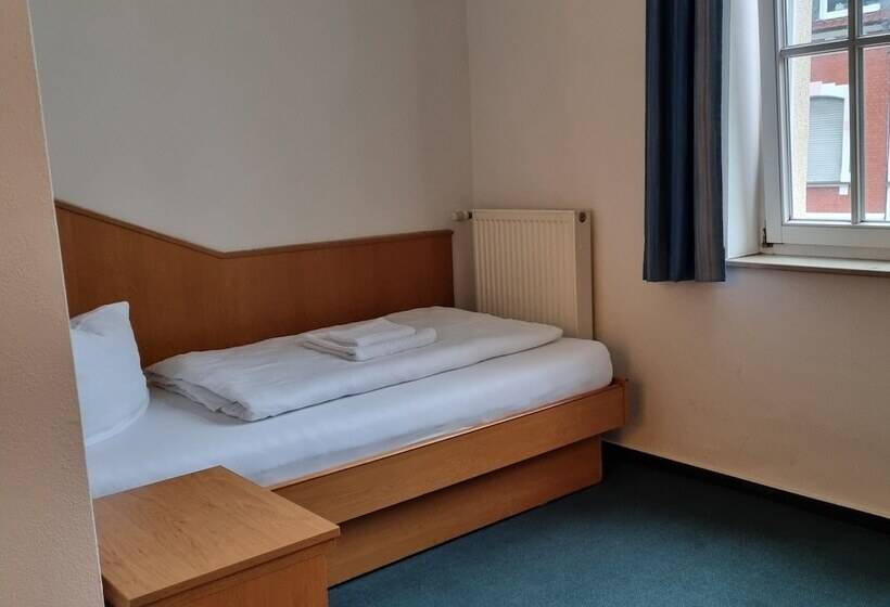 스탠다드 싱글 룸, Stadthotel Im Kolpinghaus