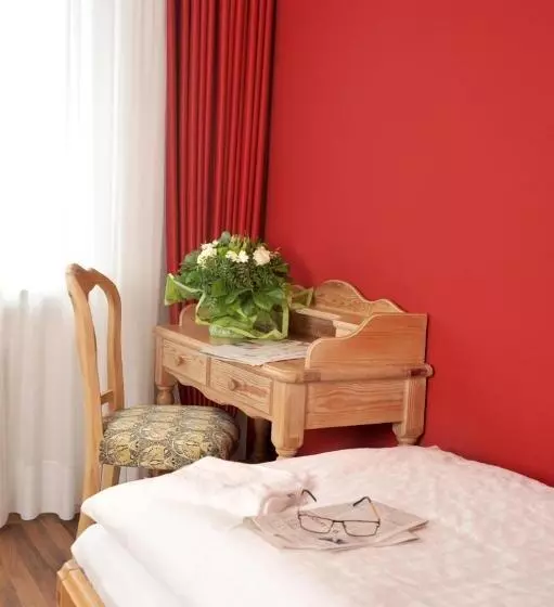 Standard Yhden Hengen Huone, Stadthotel Langenfeld