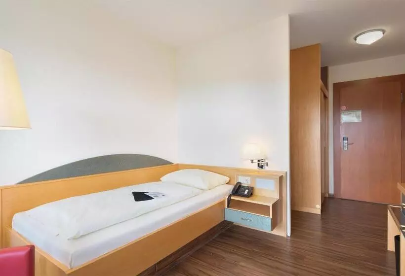 اتاق استاندارد یک تخته با چشم‌انداز, Trip Inn Landhotel Badsoden Salmünster