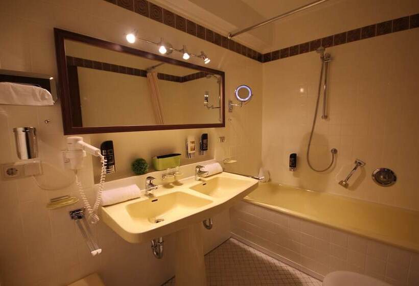 Номер Стандарт с Балконом, Almhotel Pinter Superior