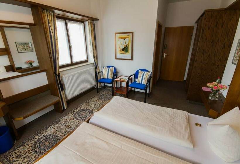 스탠다드 룸, Alexandra