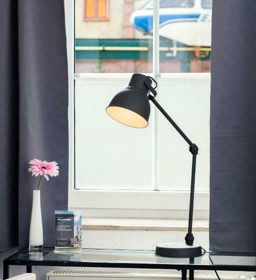 غرفة قياسية فردية, Am Park