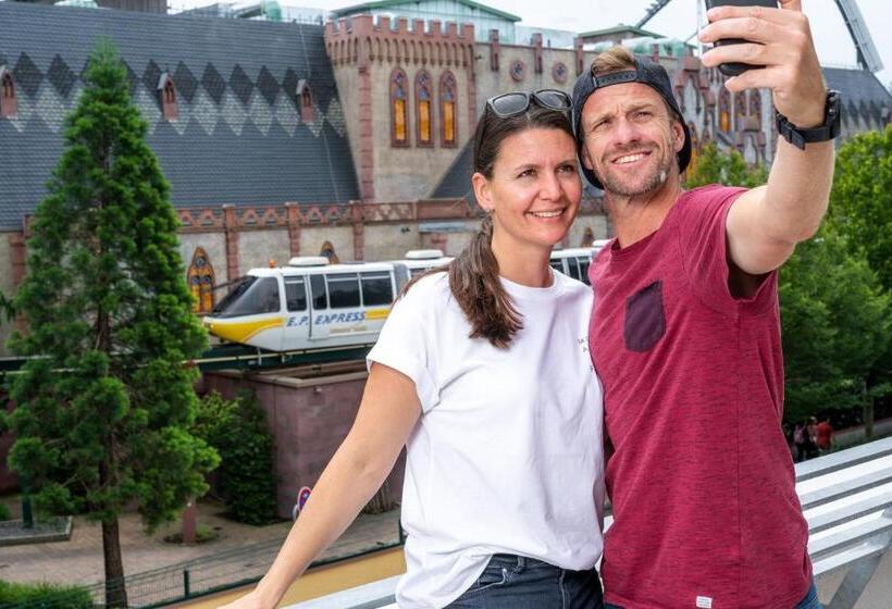 غرفة عائلية, Am Park