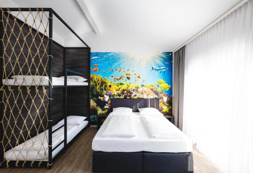 Quarto Estandar, Am Park