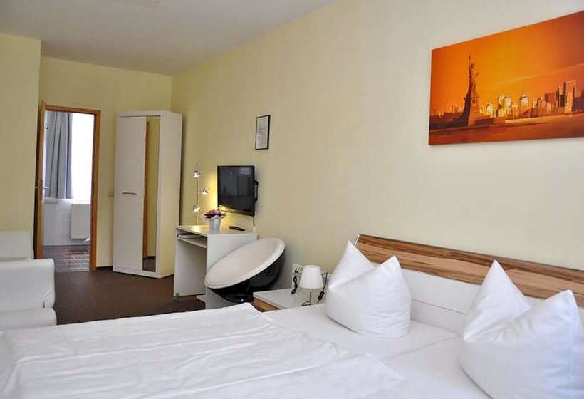 غرفة قياسية, An Der Kapelle