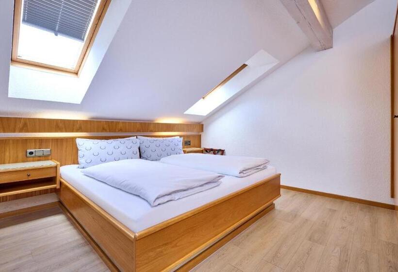 סטודיו סטנדרט עם נוף, Antonia