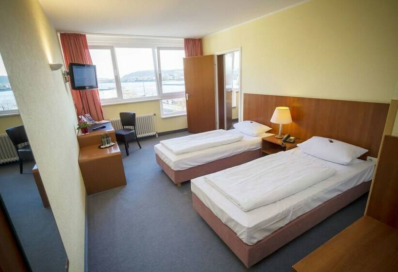 패밀리 룸, Baynunah Hotel Drachenfels