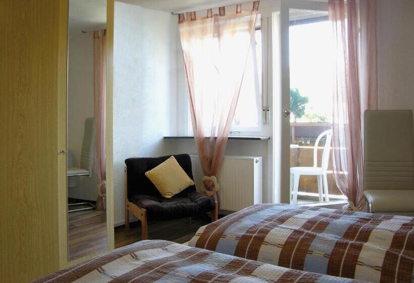 标准间, Cafe Rundblick