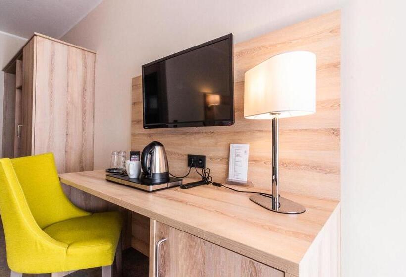 스탠다드 싱글 룸, Engel