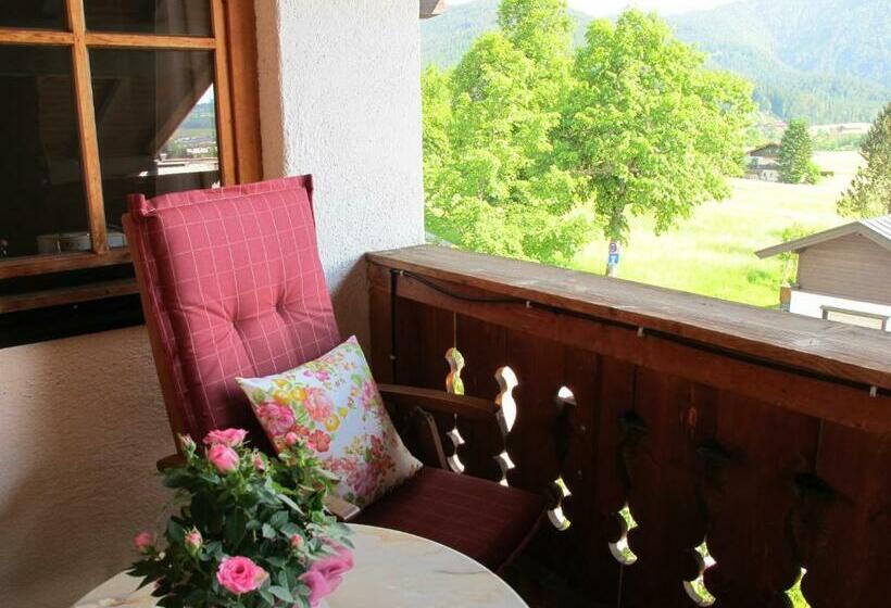 آپارتمان 1 خوابه, Gästehaus Bergstüberl