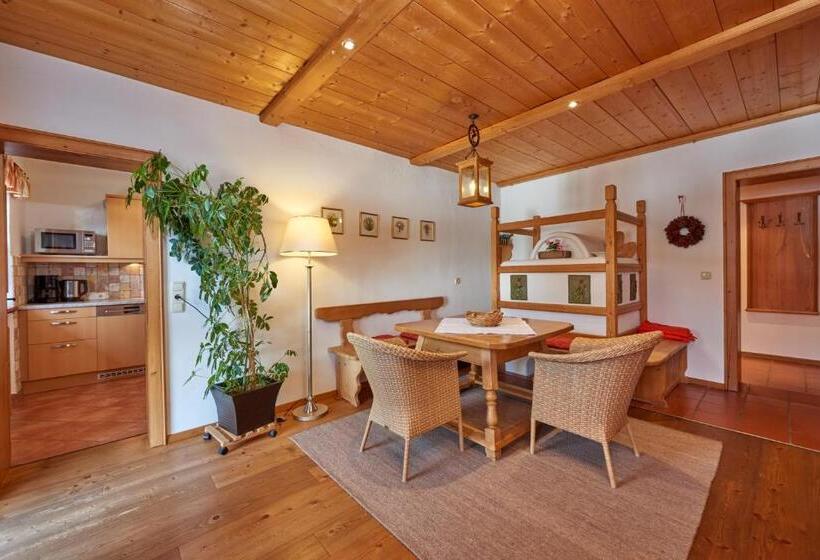 آپارتمان سوپریور 2 خوابه, Gästehaus Bergstüberl