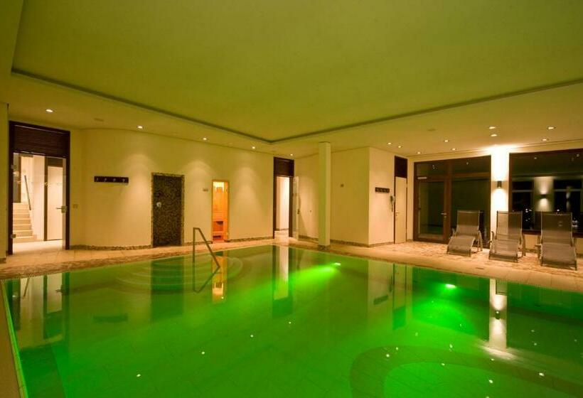 Номер Стандарт Индивидуальный, Hessenhof