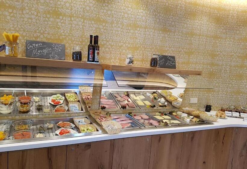 Номер Стандарт Трехместный, Hessenhof