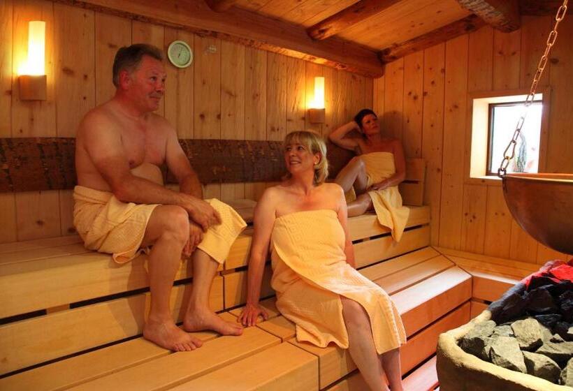 Четырехместный Номер Стандарт, Hessenhof