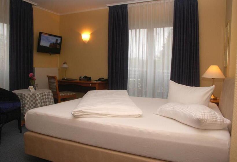 Habitación Estàndard Individual, Lindemann