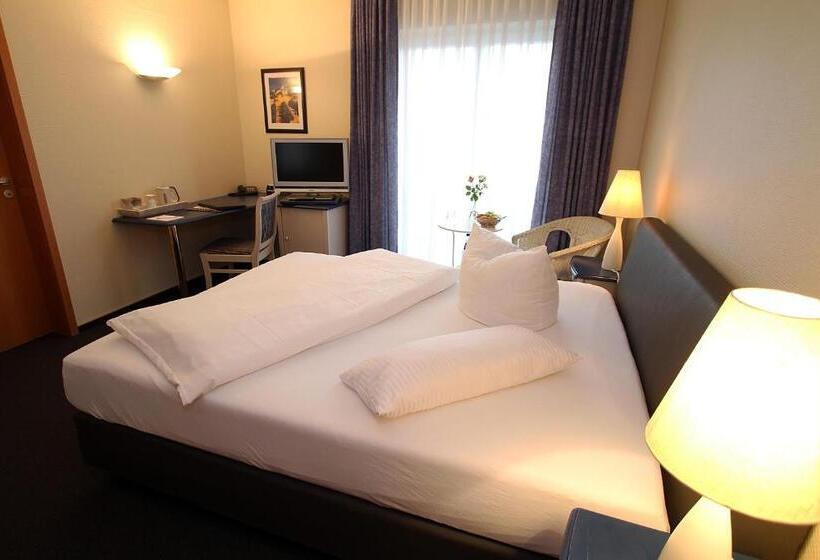 Habitación Estàndard Individual, Lindemann