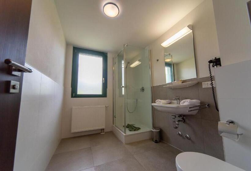 Deluxe Suite, Restaurant Auerhahn