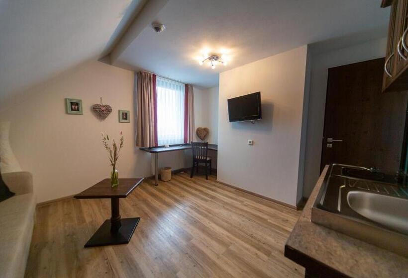 1 Bedroom Apartment, Restaurant Auerhahn