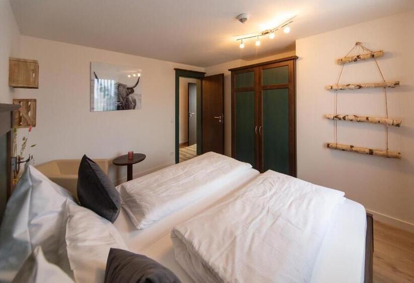 1 Bedroom Apartment, Restaurant Auerhahn