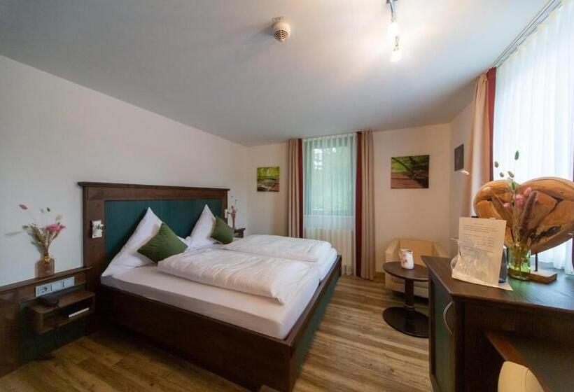 Standard Room, Restaurant Auerhahn